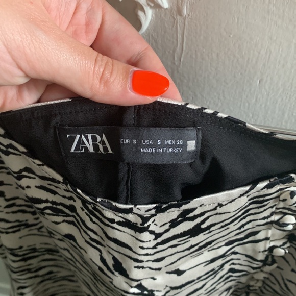 NWOT Zara Skirt - Picture 3 of 4